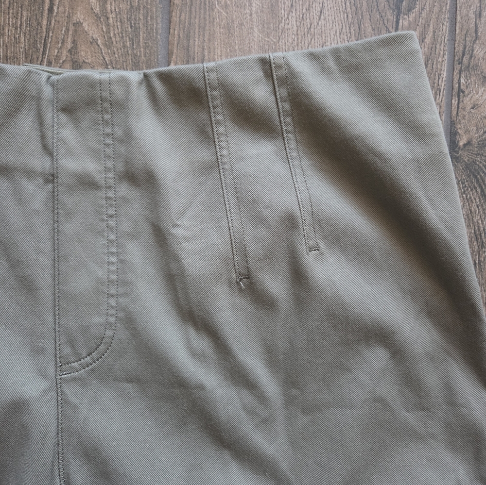 NWT Spanx Stretch Twill Cropped Wide Leg Pants in Sage Green 3X - Picture 5 of 16